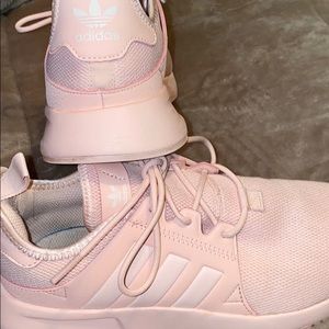 Adidas size 6 pink sneakers